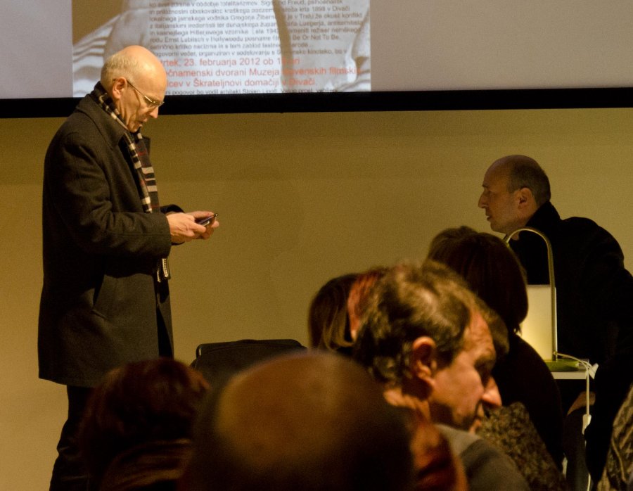 Mesto nad reko Dolar 3